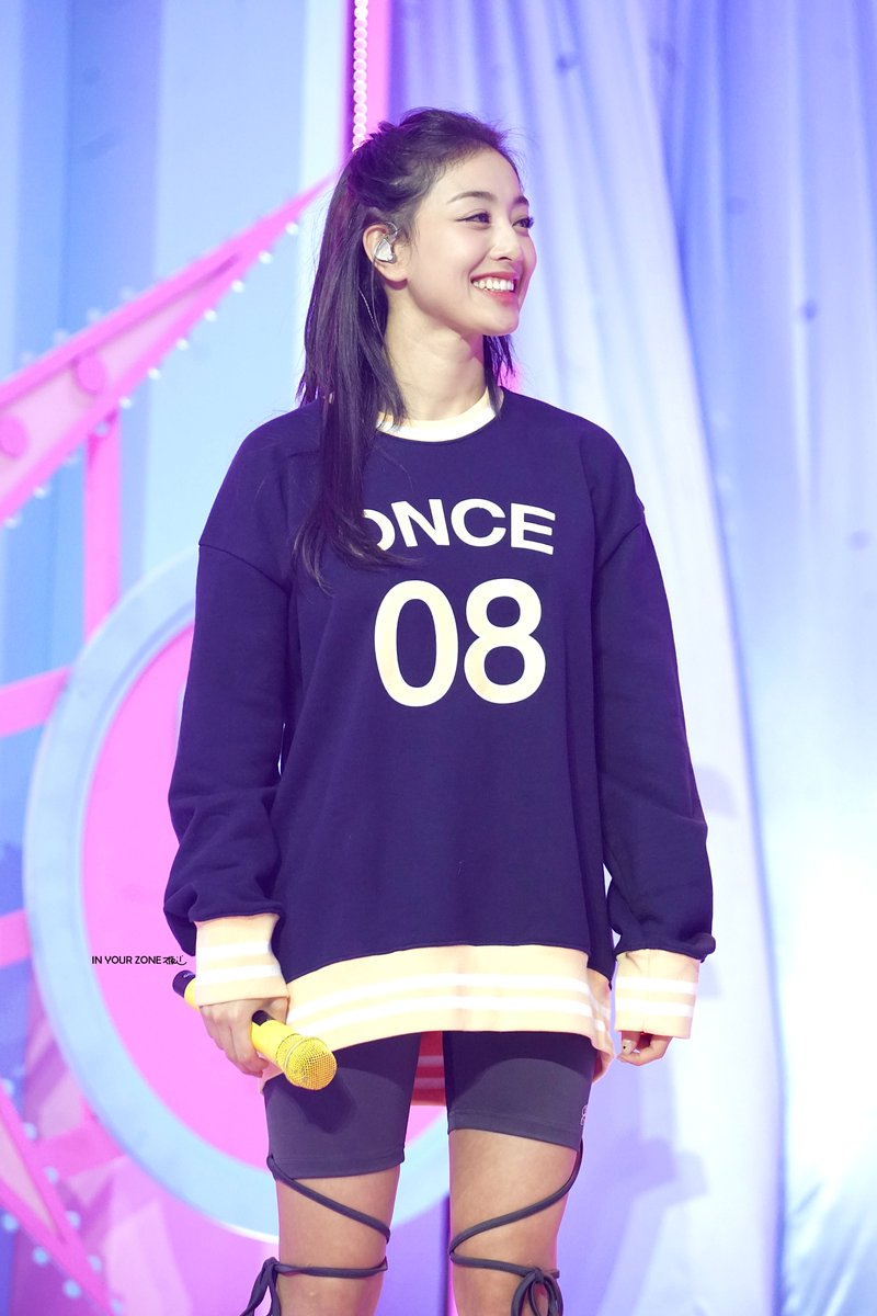 231021 ONCE AGAIN HD

항상 지효 편이 될거야 🧡

<a href="/JYPETWICE/">TWICE</a>
#TWICE #트와이스 #지효 #JIHYO #ジヒョ