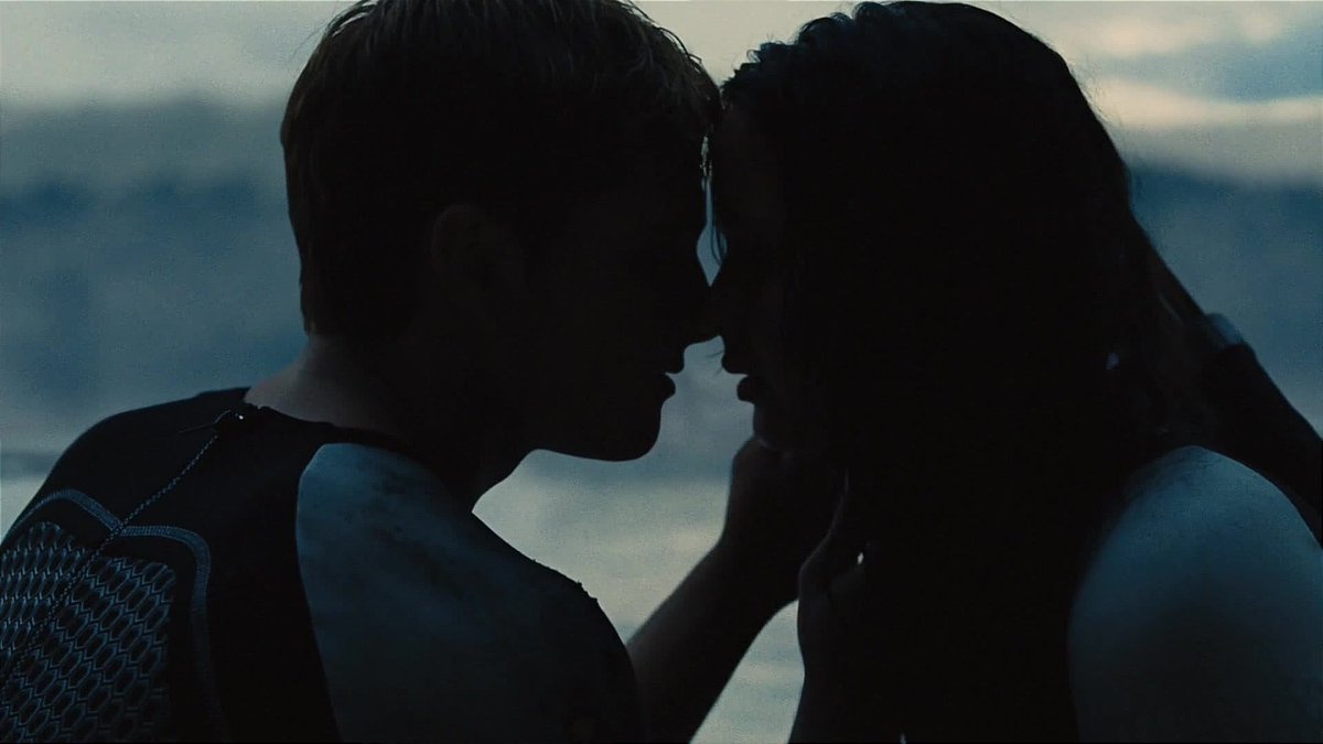 369cinema's tweet image. creates the strangest feeling, just slowly waiting for the end / by louis tomlinson

the hunger games: catching fire (2013) dir. francis lawrence
