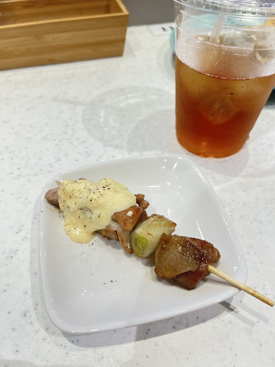 smile_apple_'s tweet photo. トミーの台所食堂2部に参加させていただきました！
トミーの手作りカルボ焼き鳥も食べられて大満足でした🥰とってもおいしかったです！！ https://t.co/KsbS1YpARe