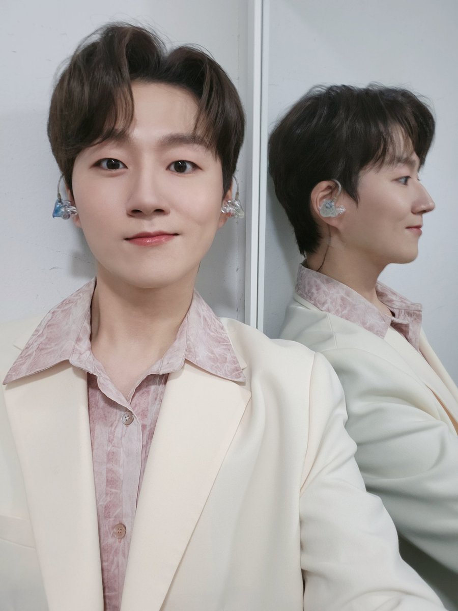 official_fore's tweet image. [#HAPPY_MINGYU_DAY] 🎂

숲별들이 옆에 있는 민규는
매일매일이 생일처럼 특별하고 행복해 🎀

첫눈과 함께 내린 밍냥이의 축복 #2

#첫눈처럼_다가온_민규
#HAPPY_MING_DAY
#MING_조민규_생일축하해
#포레스텔라 #조민규
#Forestella #CHOMINGYU