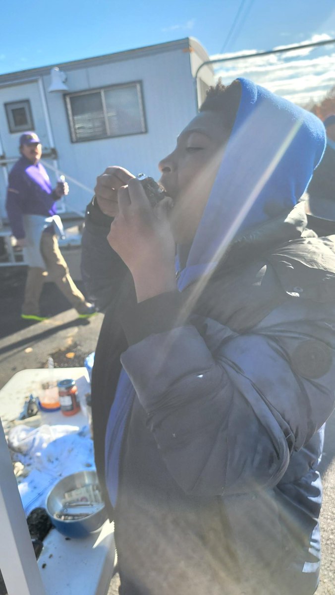 JohnDavisUSA's tweet photo. Had a great day with Troop 133 at Navy Scout Football Scout Day! Was a brave scout who ate an oyster!
#baltimore #Maryland #RavensFlock📷📷📷 #Ravens #Catholics #Gaelforce #MoJoPride https://t.co/S9TNu6NcXq