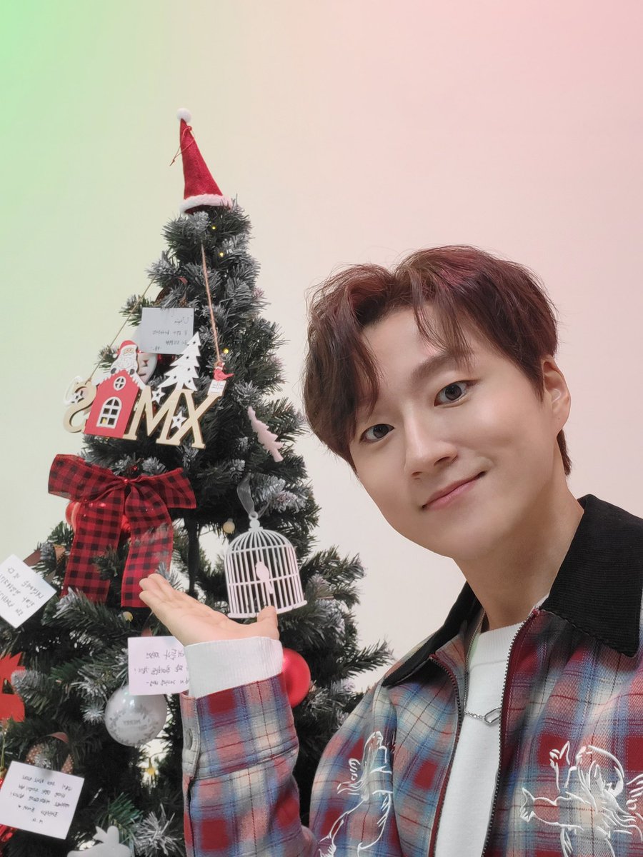 official_fore's tweet image. [#HAPPY_MINGYU_DAY] 🎂

숲별들이 옆에 있는 민규는
매일매일이 생일처럼 특별하고 행복해 🎀

첫눈과 함께 내린 밍냥이의 축복 #5 

#첫눈처럼_다가온_민규
#HAPPY_MING_DAY
#MING_조민규_생일축하해
#포레스텔라 #조민규
#Forestella #CHOMINGYU