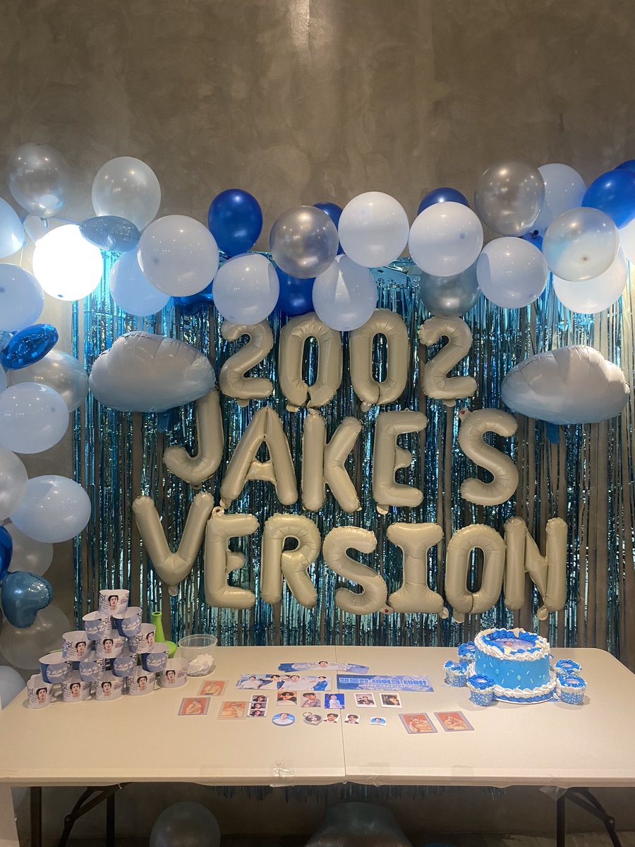 rencehypen's tweet photo. my last jekjek bday cse for this yr! ๐ฅน tysm @3NTERN4LS ! till next time ๐
#AlwaysInStyleWithJake https://t.co/hHi5KjMs8l