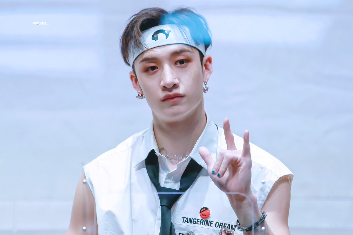 un lindo #𓈒࣪𝙴𝚜𝚌ⱺׁ︩︪я𝗽io𔘓в𖦹ʏ nos ha hecho ojitos para ayudarlo a partir su pastelito 🧁★ y ojito que el que no traiga regalo, no le va a tocar su rebanada. así que corran a conseguir un adecuado presente para 𝐡yun.

𝚔ir𝑏𝚢 ꒰づ ﹏ <  ꒱ i𝑙𝐥u𝕤𝐢ōn