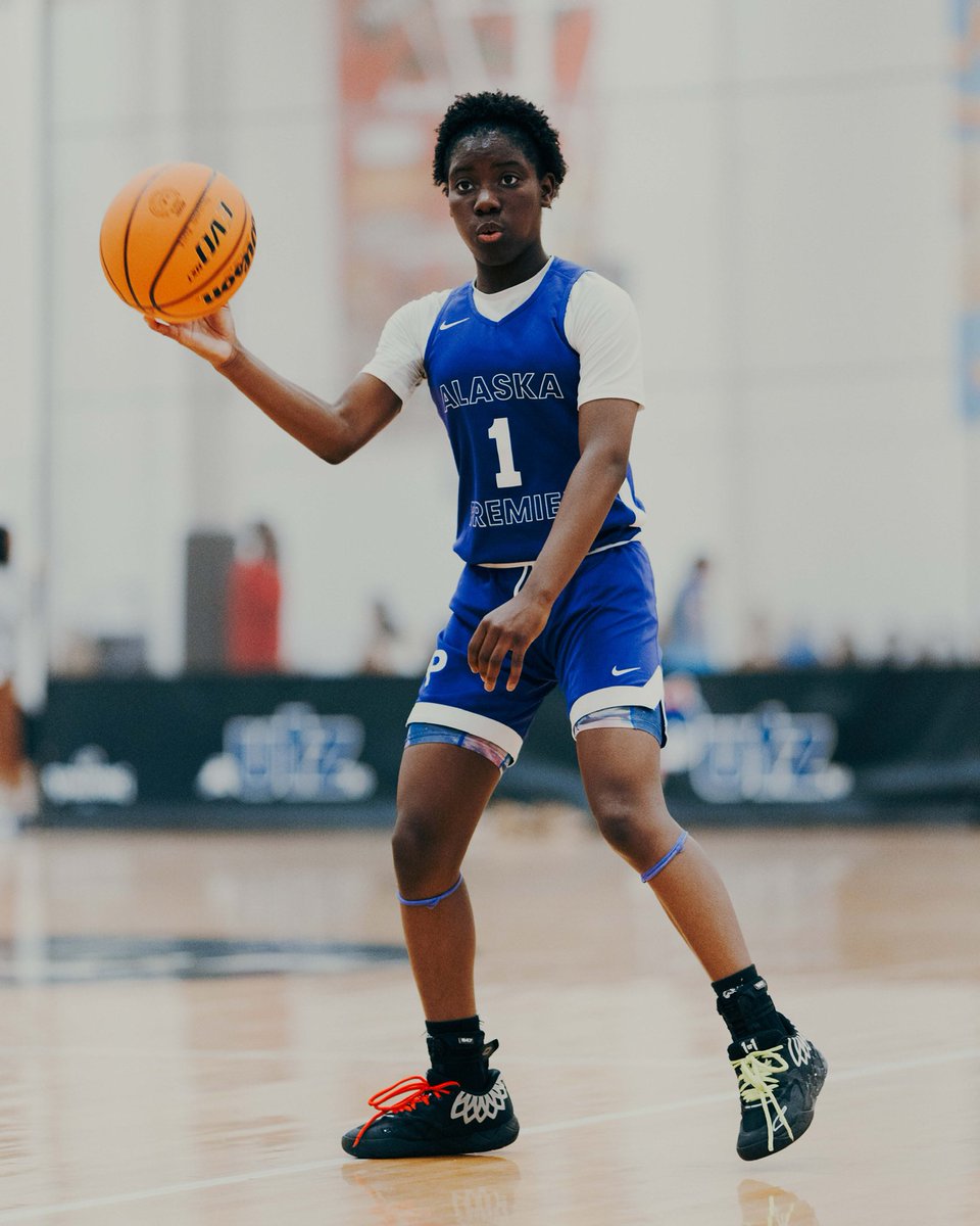 Select Events Basketball tweet media