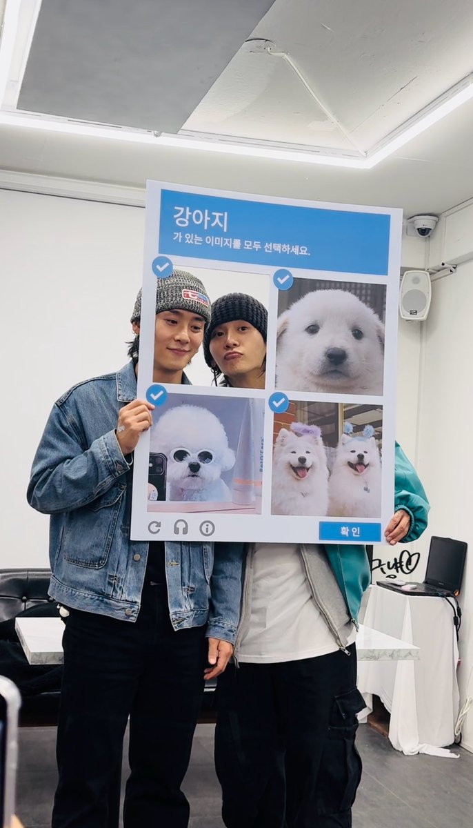 Deukiedoneee's tweet photo. 오늘요약 : 형아는이런거못해 한번해보시지하고끼부리는동생과 난그런거못하는형 https://t.co/a1JKwhwxpc