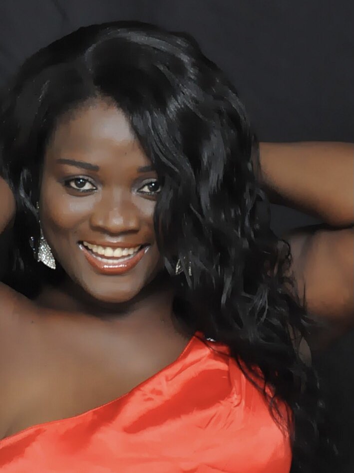 GyapKay's tweet photo. Let’s celebrate Yvonne Ohene Djan, professionally known as ‘SHE’ (The Voice).
She was the backing vocalist for some amazing songs produced in this country... Below are few.🤌🏽🤌🏽

Credit: Kwamixx( Tiktok) https://t.co/ODcTcw2rPa