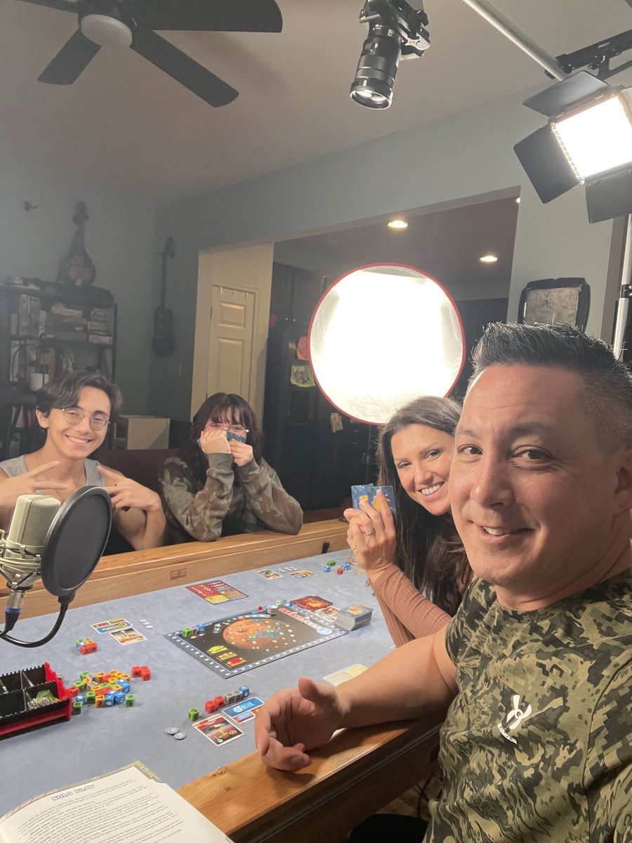 AntLab_Games's tweet image. Our oldest just turned 18. To celebrate, Frances made a giant cake and we played some Terraforming Mars the Dice Game by @FryxGames