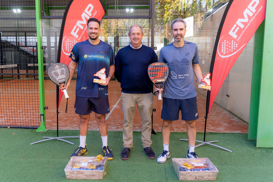 🔝🥇🎾 Raúl Díaz y Víctor Sánchez Vera, campeones de Madrid Bullpadel 2023, en categoría +35🚹

¡Enhorabuena!
👏🏻👏🏻👏🏻👏🏻👏🏻👏🏻

#soyfmpadel #padel #Madrid
<a href="/bullpadelsport/">Bullpadel</a> <a href="/MercadoDeLaPaz/">Mercado de  la Paz</a> <a href="/fisiosaludmas/">Fisiosalud+</a> #Addictive