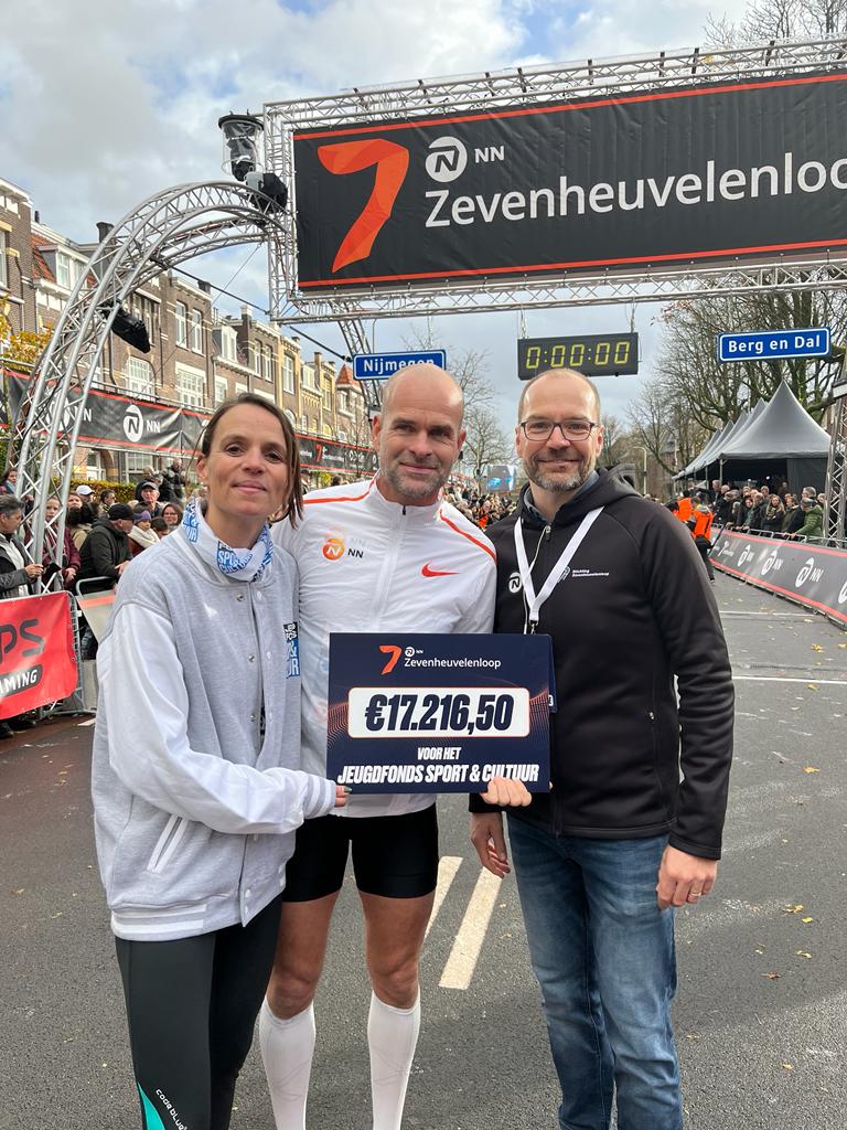 Fantastisch! Er is dit weekend ruim 17.000 euro opgehaald tijdens de NN Zevenheuvelenloop! Heel veel dank aan iedereen die een donatie heeft gedaan of een actiepagina heeft aangemaakt! En dank aan de organisatie van de Zevenheuvelenloop voor de fijne samenwerking! #7h #dankbaar
