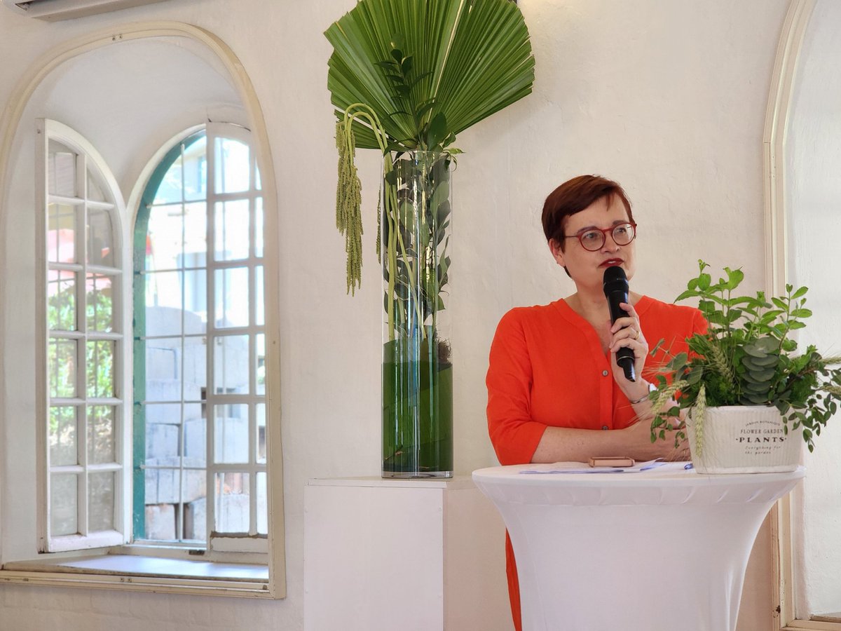 ChangeAgentSA's tweet image. At the launch of ClimateXChange with UK based Syli. Thank you to @WitsUniversity Wits School of Journalism for the invitation for the launch this evening. #ClimateAction #ClimateChange looking forward to the grass roots climate journalism work that this will inspire. ✊🏽🌱