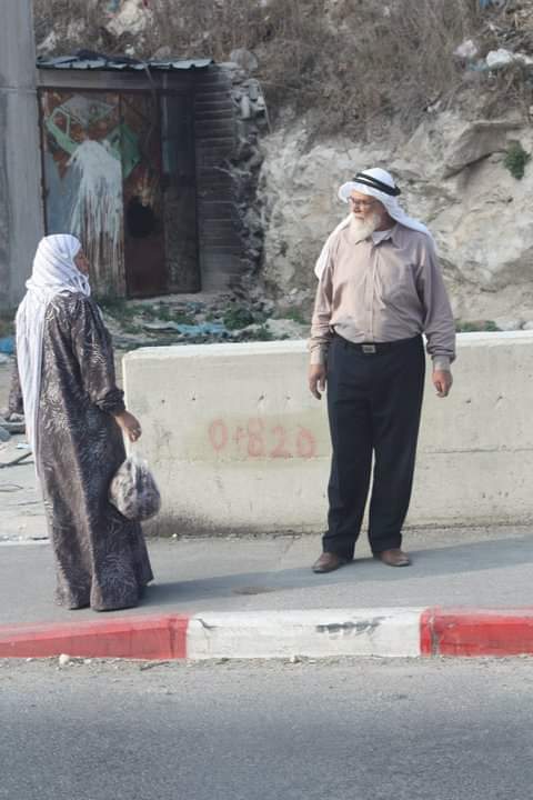 SumairaaAslam's tweet photo. Around ten years ago I visited Aida Refugee camp in the West Bank. 
The entrance  to the camp has a huge key on its top, symbolizing the key of return. Palestinian who fled in 1948 had locked their doors and taken their keys with them, hoping that they will return one day https://t.co/MKPsEtKfWB
