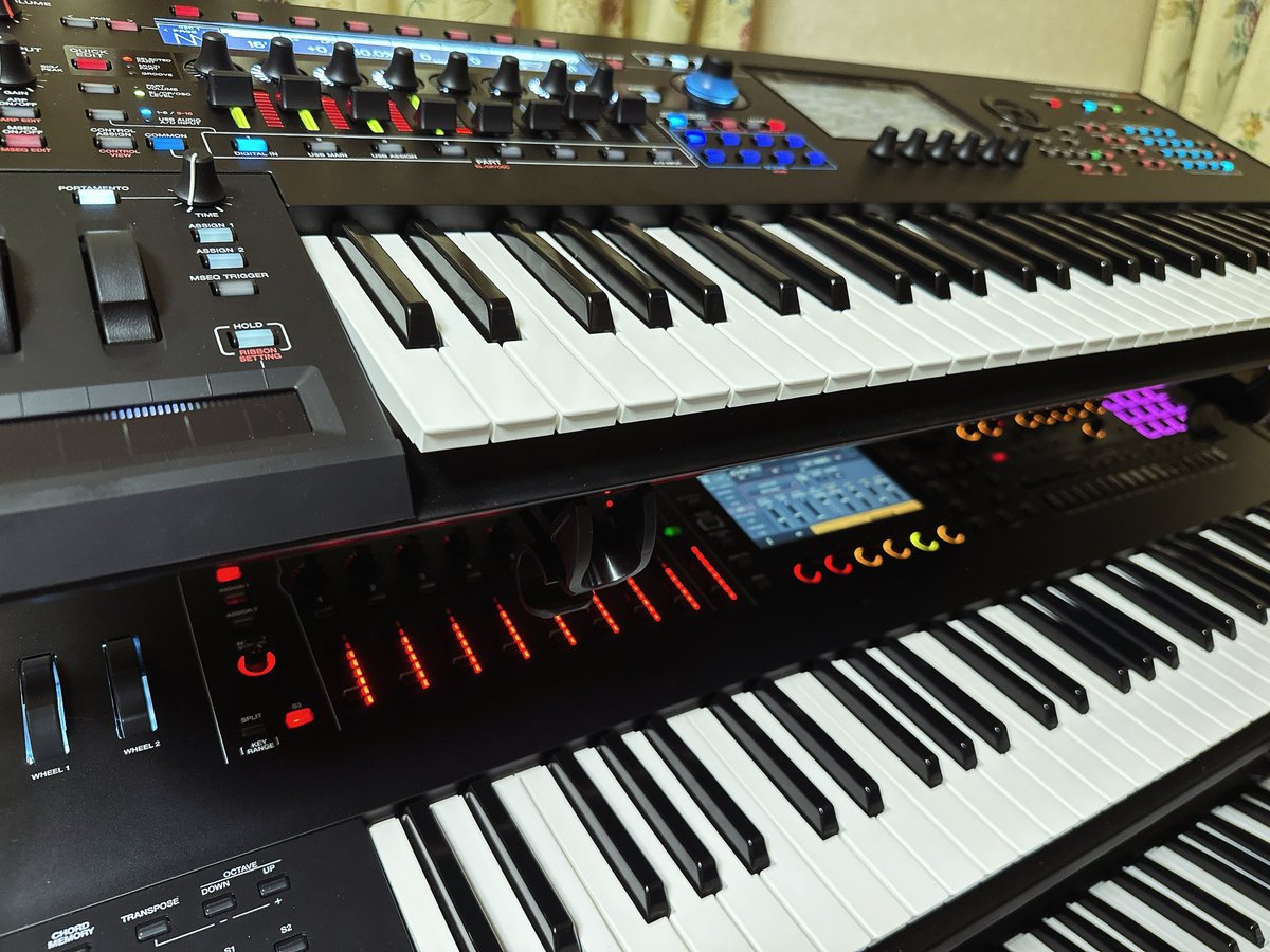 mayatty1982's tweet photo. 良い音沢山あって、凄く助かります。

ありがとうございます┏Ｏ)) 

#yamahasynth #Montagem6 #MyRoland #roland #FANTOM6 #FANTOMEX #synthesizer https://t.co/wbhm1N5hhH