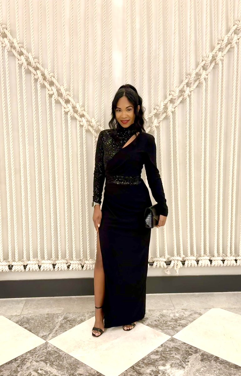 EmeraldMorrow's tweet photo. Dressed up for a celebration of journalism and democracy with coworkers, the @Poynter Institute and Anderson Cooper— who received the Poynter Medal for Lifetime Achievement. 

Inspired to keep pushing. https://t.co/1EdgwCMb6Z