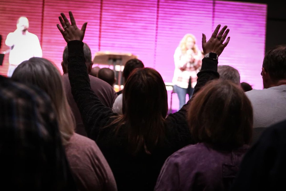 Join us for worship at 10! If you can’t be here in person, you can find us live here: youtube.com/watch?v=j8d3CU…