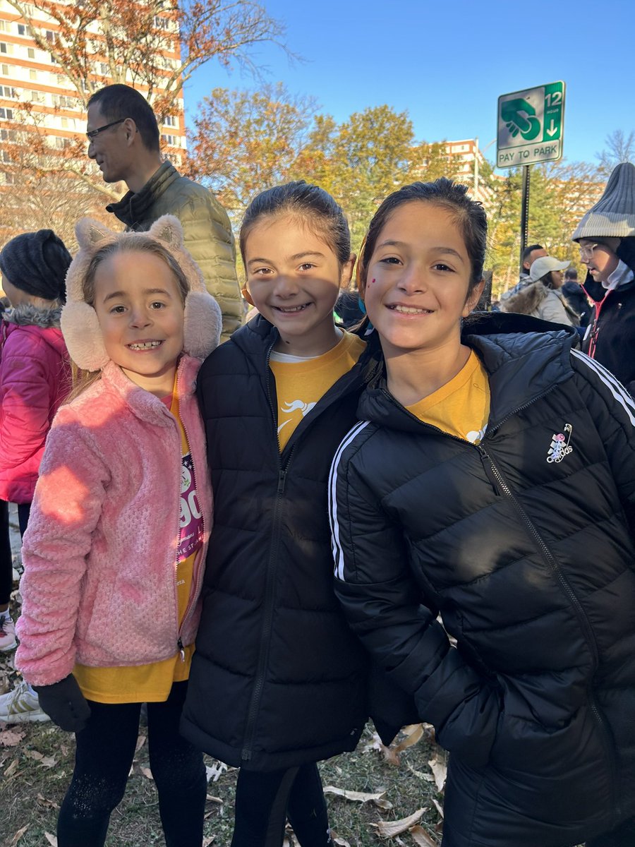 KentGardens's tweet photo. Great morning for a run! KG girls rocked it! @FCPSR2 #kgpride #StrongerTogether #WeAllBelong https://t.co/690bt70ROV