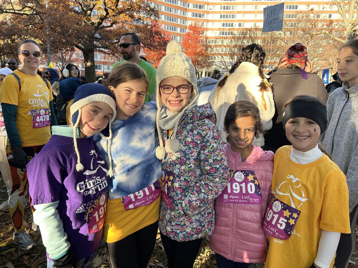 KentGardens's tweet photo. Great morning for a run! KG girls rocked it! @FCPSR2 #kgpride #StrongerTogether #WeAllBelong https://t.co/690bt70ROV