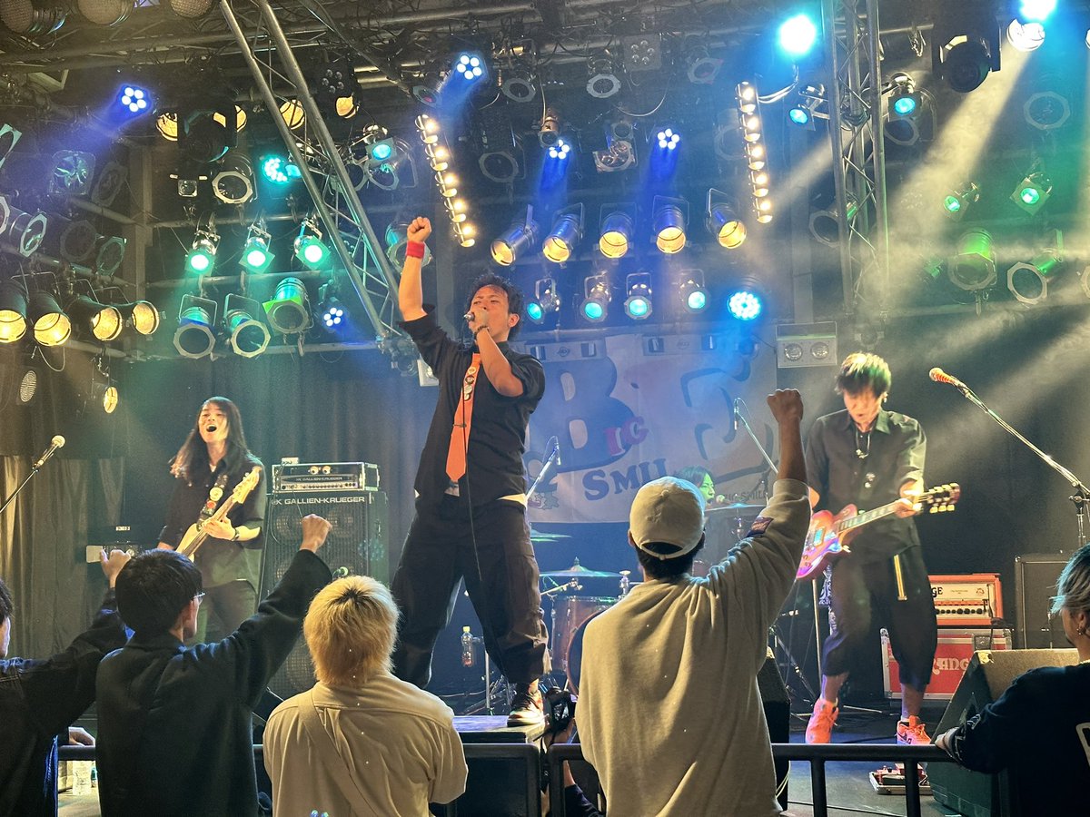 Toometal1993's tweet image. めちゃくちゃ久しぶりに
GEILSに遊びに行ってきた

@ot_en_to_333 

#オテント
#BIGSMILE
#佐賀GEILS