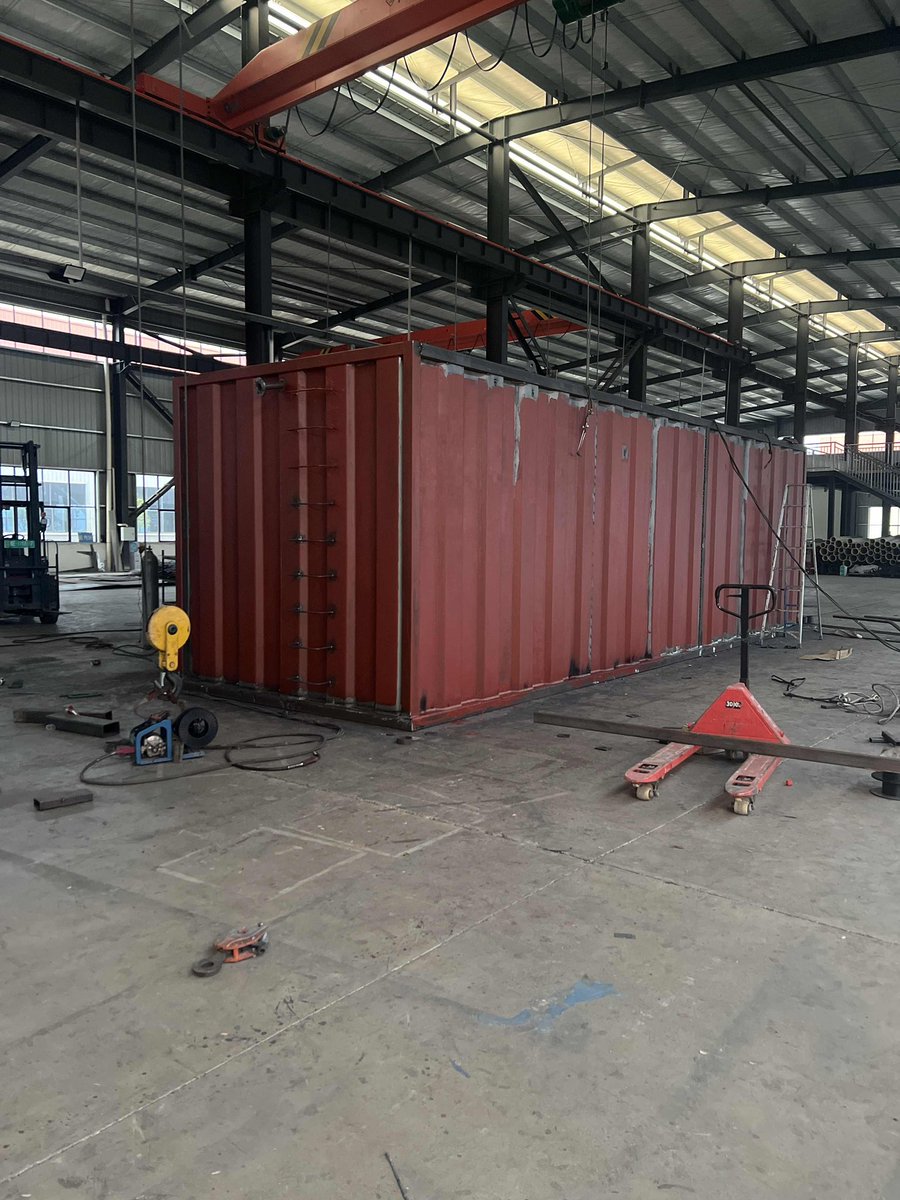 "Filtrascale's water treatment equipment, if made of carbon steel, must undergo sandblasting rust removal and anti-corrosion processes to ensure that the service life meets your requirements."