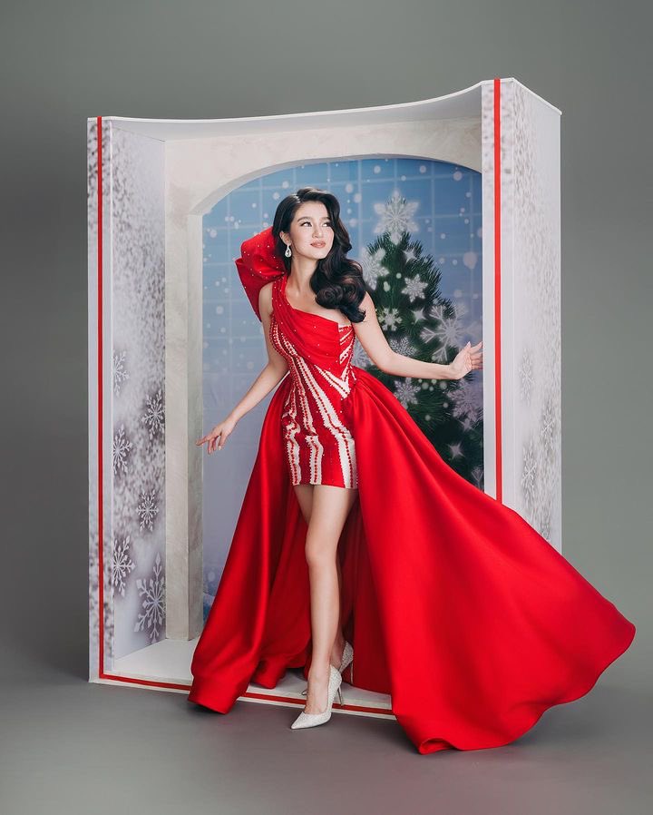 DonBelleOFC's tweet photo. 191123 • @bellemariano02’s IG Update
“Holiday Belle 2023 ❄️”

DONBELLE SLEIGHS TONIGHT

#DonnyPangilinan | #BelleMariano
#DonBelle | #StarMagicalChristmas https://t.co/PaACKpv7ic