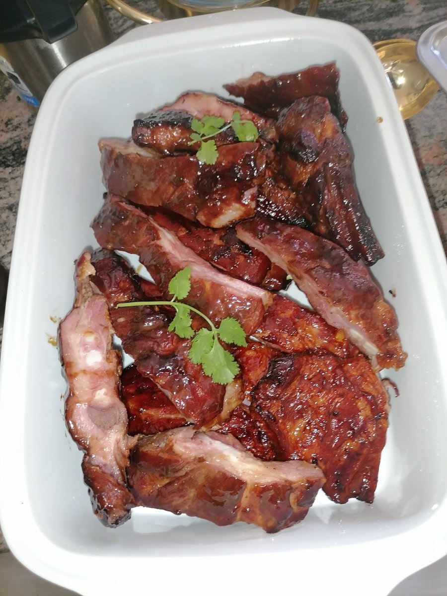 StheShashu's tweet photo. Friendly reminder eye cook for 5-300 people from buffet, plated, family style or make it look like you cooked 🤣. Hit me up on the DM or 0735778661 on WhatsApp #CWC23Final #MissUniverseThailand2023 #INDvsAUS #MissUniverso2023 https://t.co/CuBn5Zgdi0