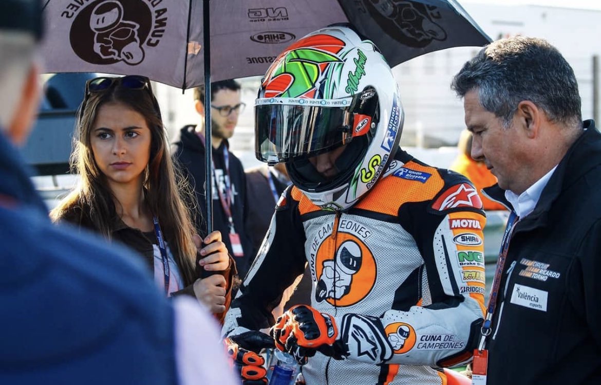 Desde bien pequeño sabíamos que ibas a llegar muy alto, <a href="/jaume_masia/">Jaume Masià 🇪🇸</a> 🧡

¡Enhorabuena, campeón! 🏆

Y… tras los títulos de Jaume y <a href="/37_pedroacosta/">Pedro Acosta</a>… podríamos hacer pleno de #PilotosCuna campeones con <a href="/88jorgemartin/">Jorge Martín Almoguera</a> 😁

#RoadToMotoGP