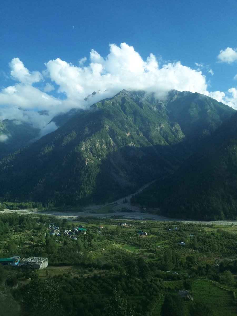 Lost in the breathtaking beauty of Sangla Valley. Nature's masterpiece! 🏞️ 

enjoy the scenery, folks
#SanglaValley #TravelBliss