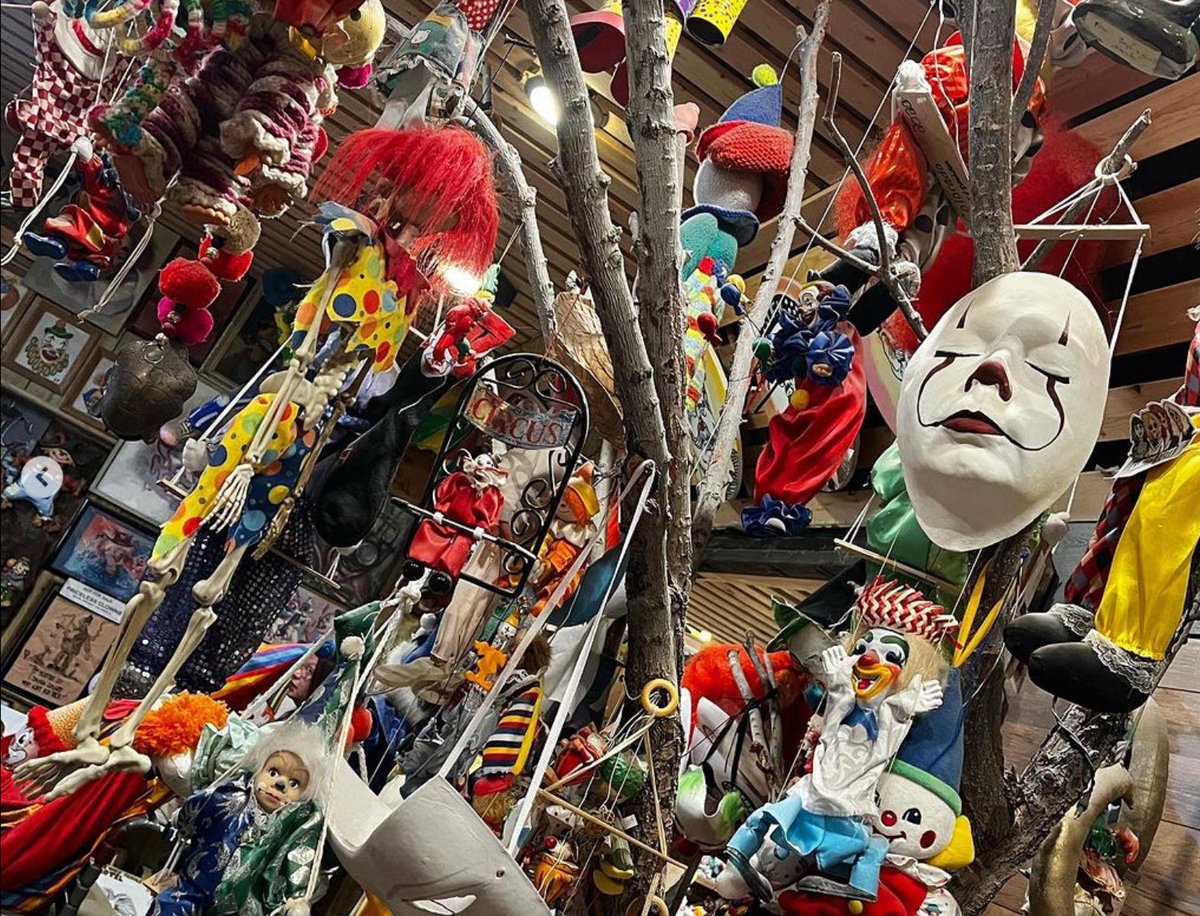 IndubitablyPod's tweet photo. We’ve got a pretty heavy issue coming up, mostly just an explainer presented as neutrally a possible, but still, you know, quite the tone shift from Halloween. So get in your Clown Horrors now before we go back to talking about Actual Horrors https://t.co/mbUrfoKQXn https://t.co/4mMWMu5fJt