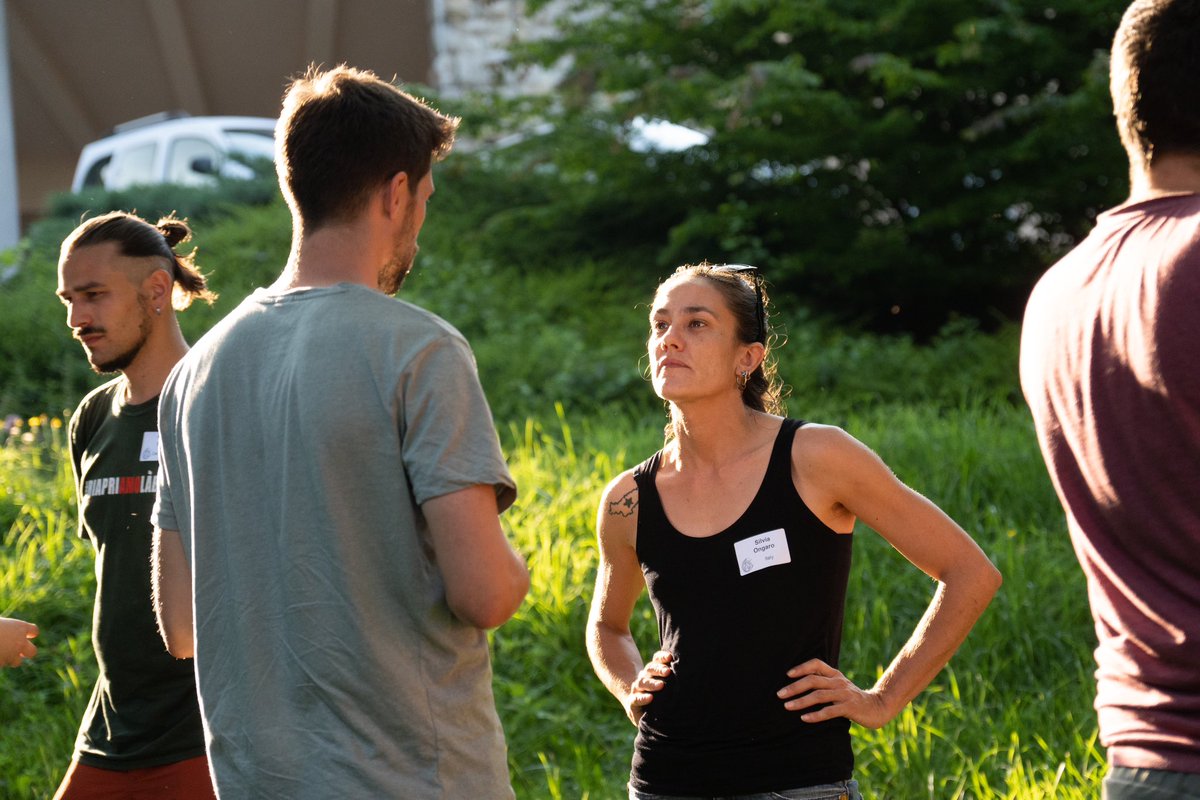 Bridging disciplines made easy! 💬 First challenge: Master the 30-second elevator pitch – introducing your scientific work to someone from a different background! 🎙️ Can you find the perfect words? Share your own elevator pitch in the comments! #forestecology #supersummerschool