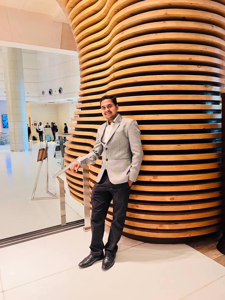 thedetached1's tweet photo. At Le Meridien, New Delhi, INDIA!! https://t.co/HQfsMuFwVE