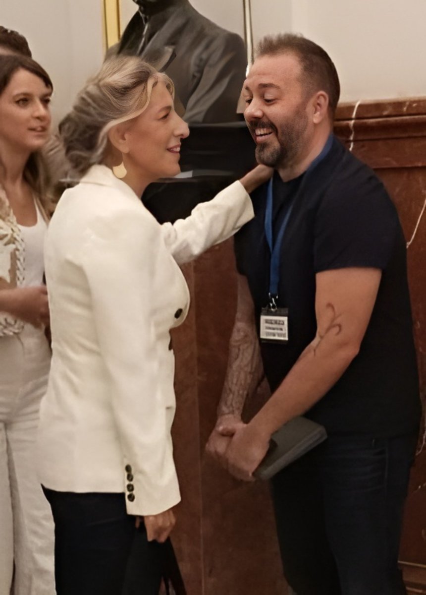 Mr. Jones tweet media