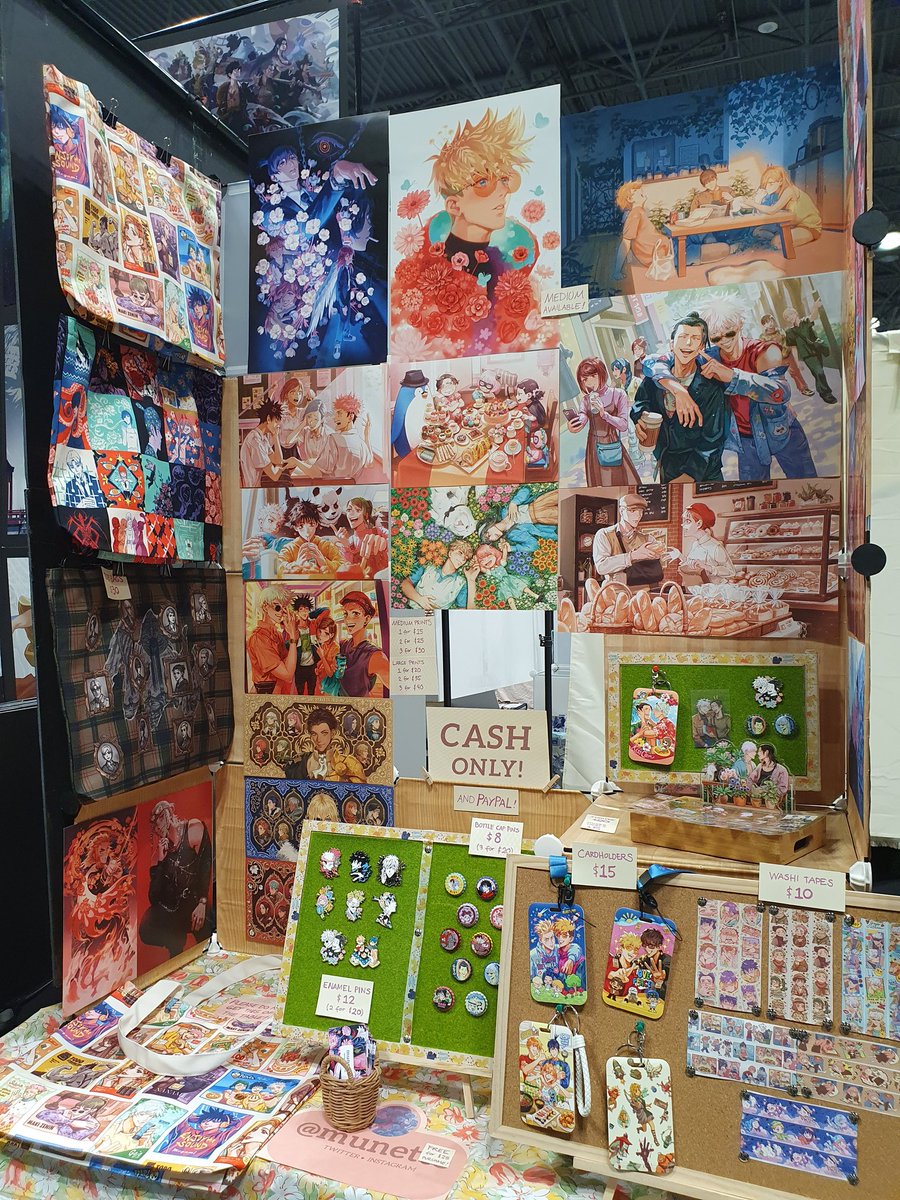 ANYC D-3!! This is actually Day 1 pic of my booth lol. I don't anymore have my smol stsg corner since i ran out of the standee (sorry 🥲) Also my voice is fcked so sorry if I'm soft-spoken! 😵