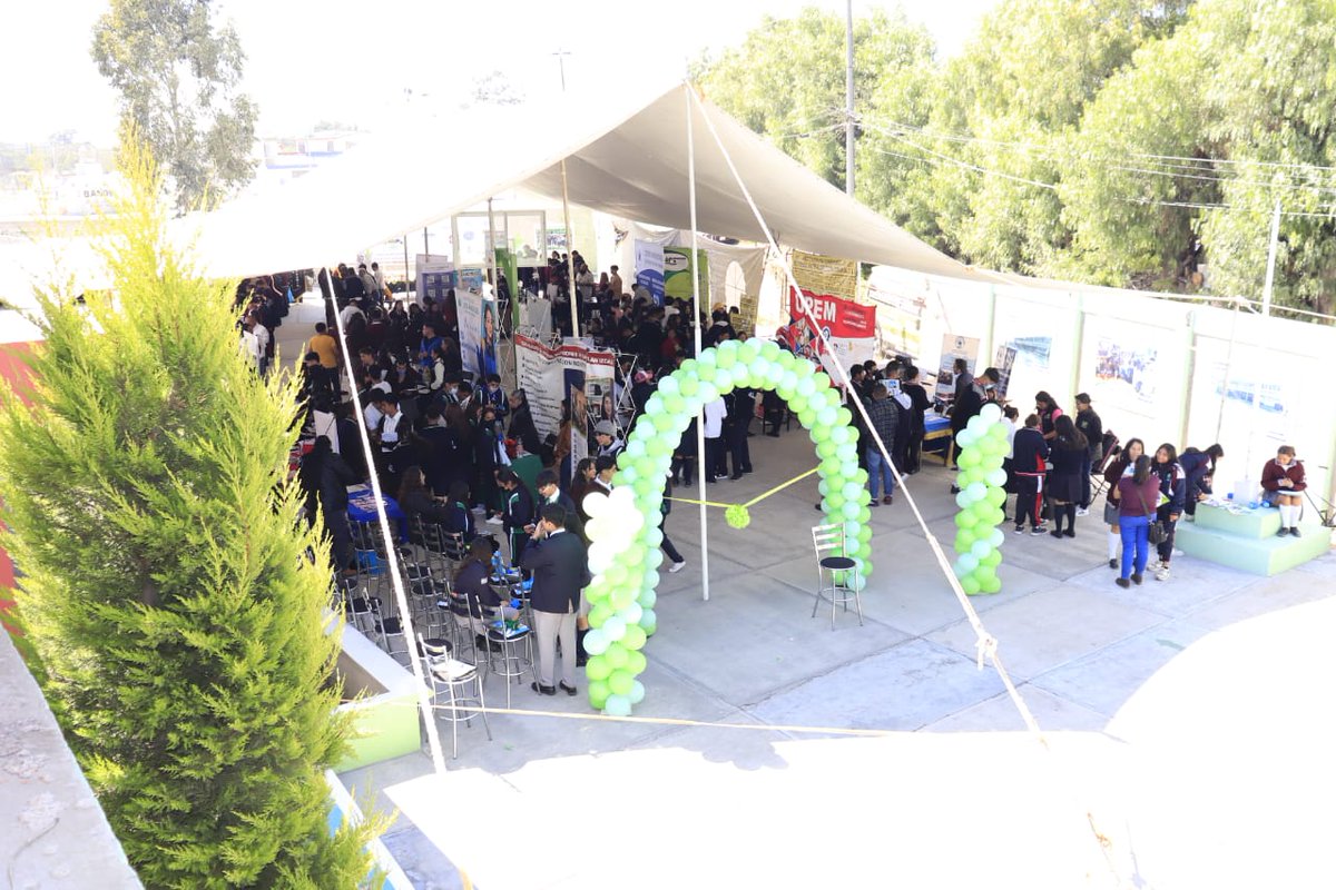 15ECT0165R's tweet photo. 1er Expo-profesiográfica 2023 en el CBT NO. 2, ZUMPANGO 
Agradecemos a todas las Instituciones Públicas Y Privadas de Nivel Superior por venir a compartir su oferta educativa con nuestro alumnado que les será de gran ayuda  para su elección en su formación académica profesional. https://t.co/ugLSBwsFTV