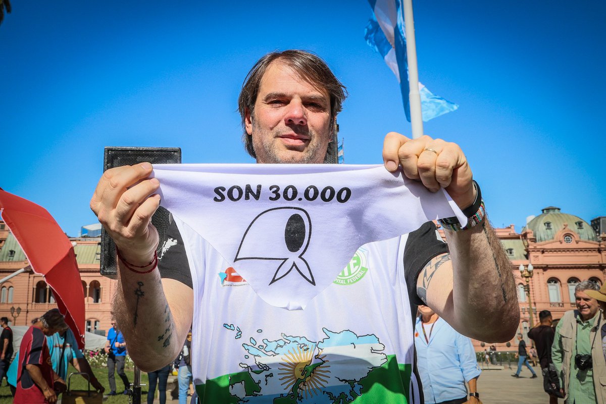 DanielCatalano_'s tweet photo. Hoy vamos a votar con la convicción de la defensa de la Patria, de los 30mil y de un Estado que garantice los derechos del pueblo
#MassaPresidente 
#Argentinavota https://t.co/vHjjs0qN8u