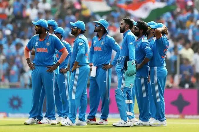 India allies will start posting on social media that India will definitely win next year ,🤝🤔

#INDvsAUS 
#CricketWorldCup