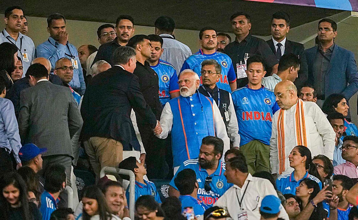 #CWC23 | PM Modi At Ahmedabad Stadium To Watch World Cup Final Between India-Australia #INDvsAUS ndtv.com/india-news/pm-…
