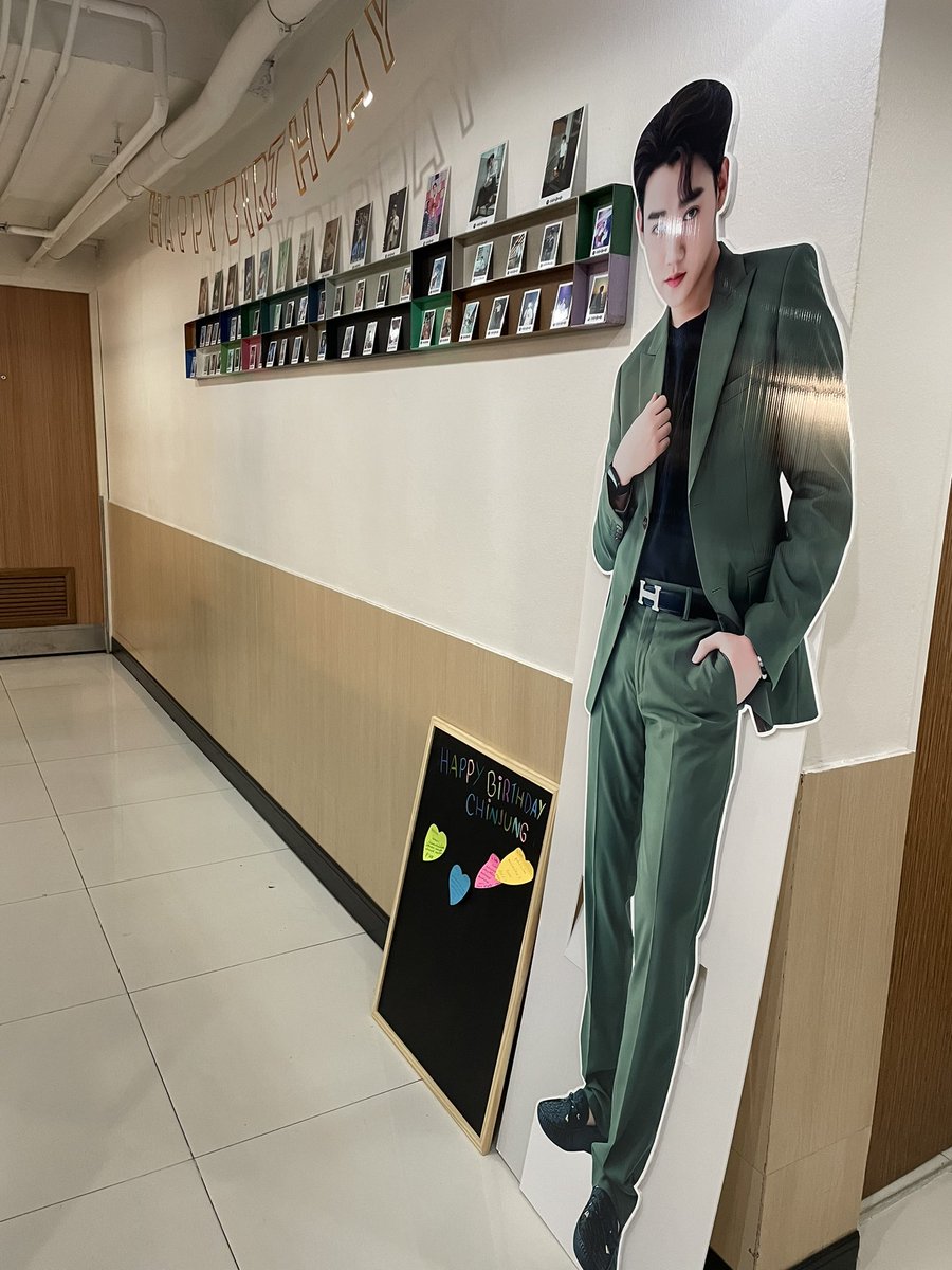 cj_yntofficial's tweet photo. ——— CHINJUNG ———  @chinjung_ynt 
 
🎁Happy Birthday 20th 🎂

-— Birthday PROJECT -—
📍Location: SMOOTHIE BAR @GMM GRAMMY
🗓️Date: 19 - 25 NOV 2023
⏰Time: 08.00 AM - 05.00 PM
 
แวะไปเก็บโปรเจคกันเยอะๆน้า 🫶🏻💙

#Chinjung20thBirthday
#Chinjung_ynt 
#chinjung_ynt_official https://t.co/BGo8cqRdSv