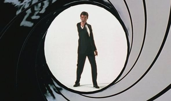 VibeCheckonX's tweet photo. Dive into the mysterious and rhythmic world of 007🍸

From iconic themes to memorable singers, discover the sonic secrets that make James Bond’s soundtrack unforgettable. 🎬🎼

https://t.co/4XyzBqjC5R

#JamesBondMusic #JamesBondTheme #JamesBondMusicJourney https://t.co/Zwj5xSONq3