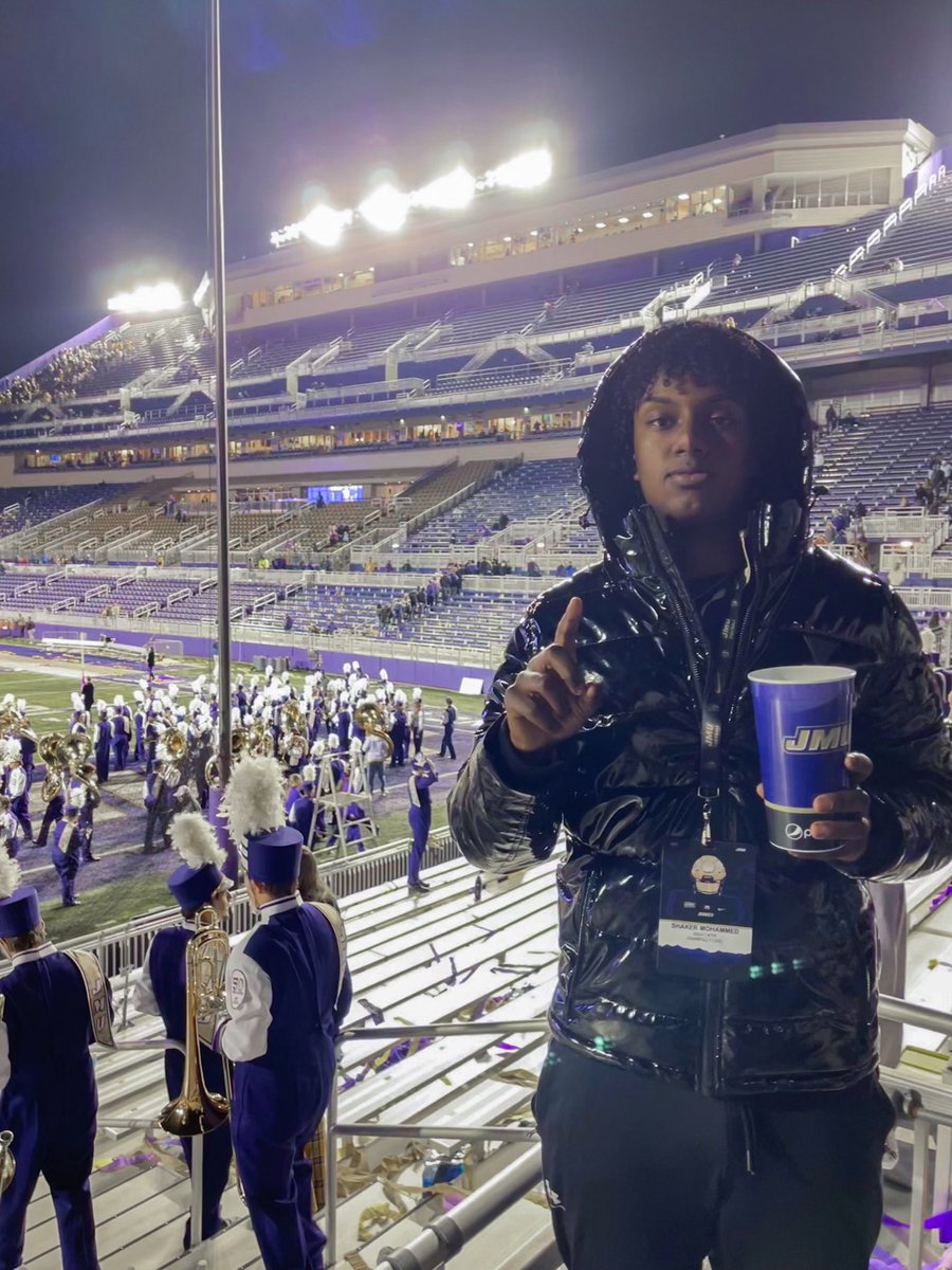 Shaker Mohammed ☾ tweet media