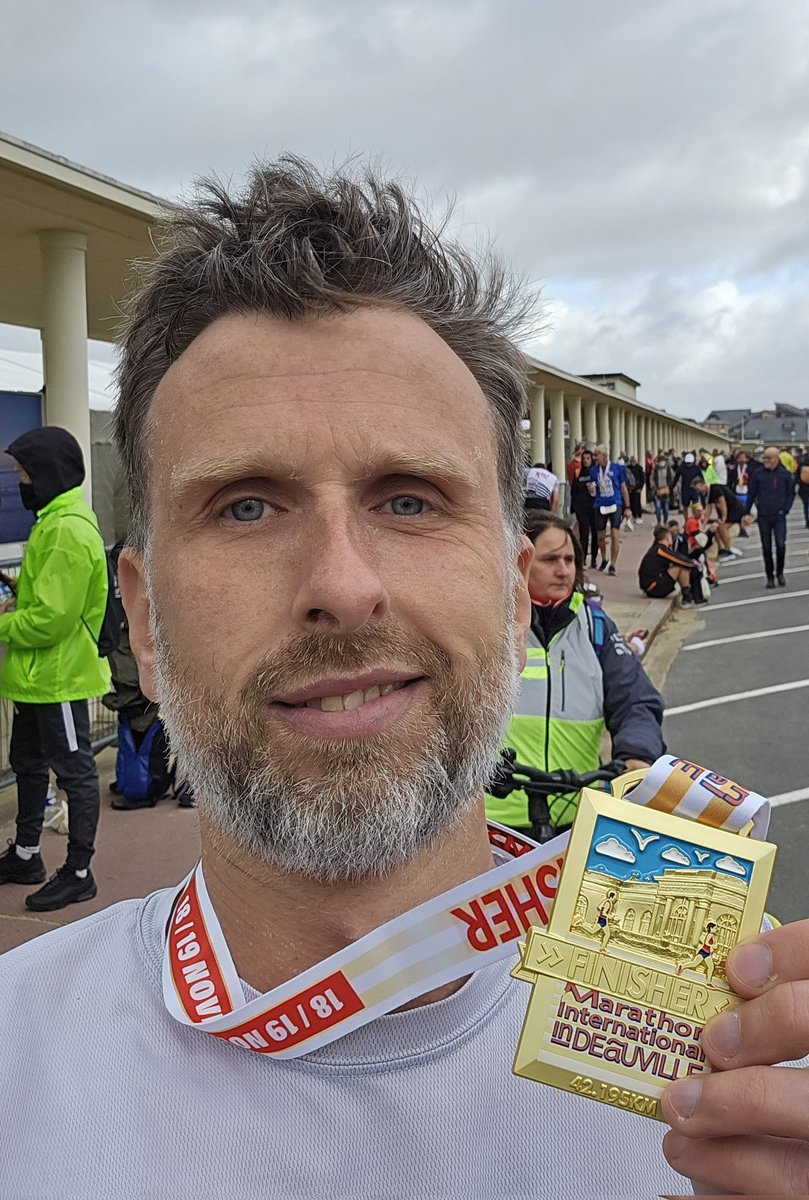 Marathon #34 à Deauville en 3h13m31 avec un peu de vent et de relief. On recommence quand ?