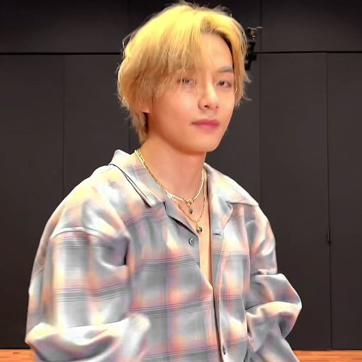 iara aus tweet media