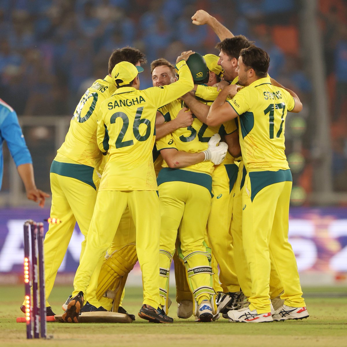 cricinfo's tweet photo. They don't come to play, they come to win 🙌

ABSOLUTE SCENES!

#INDvAUS #CWC23 #CWC23Final https://t.co/V0xrjHZHQL