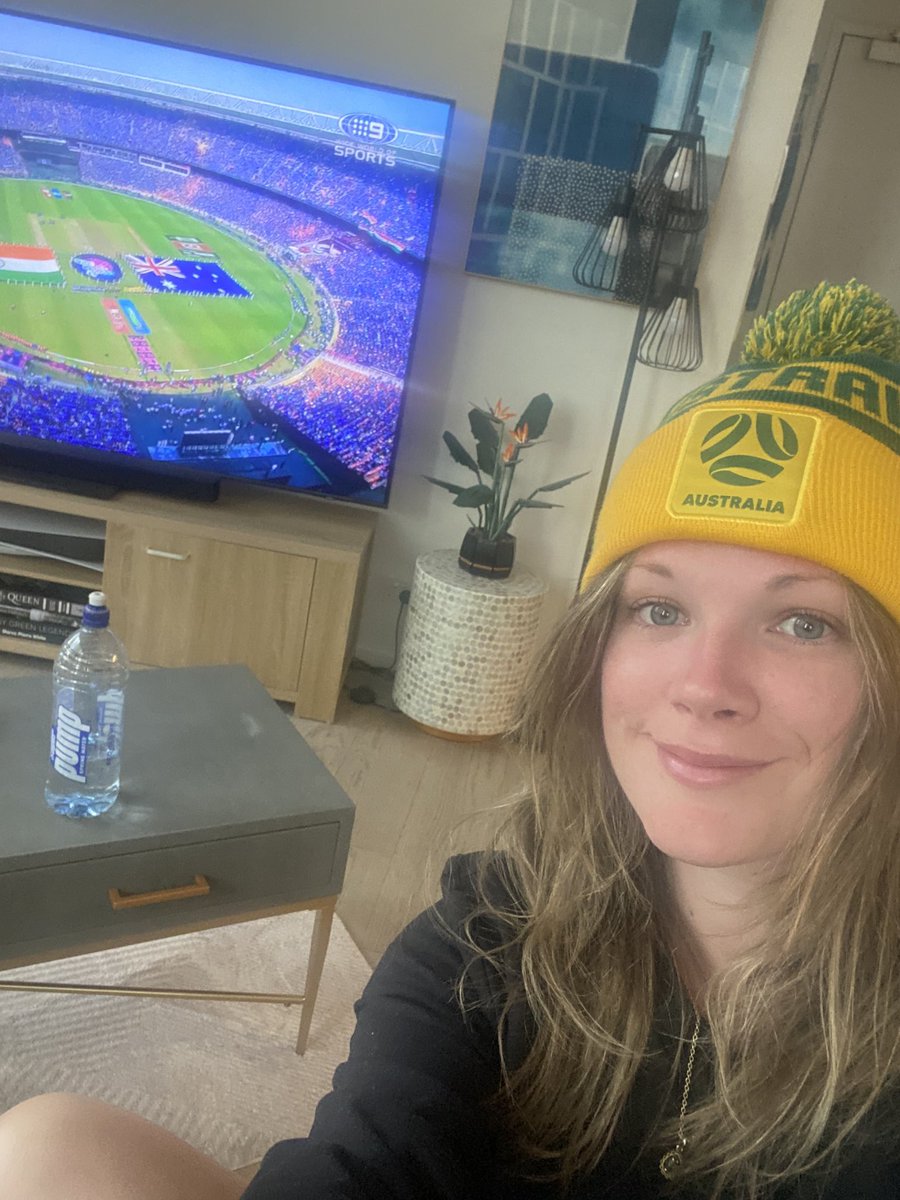 Carly Waters tweet media