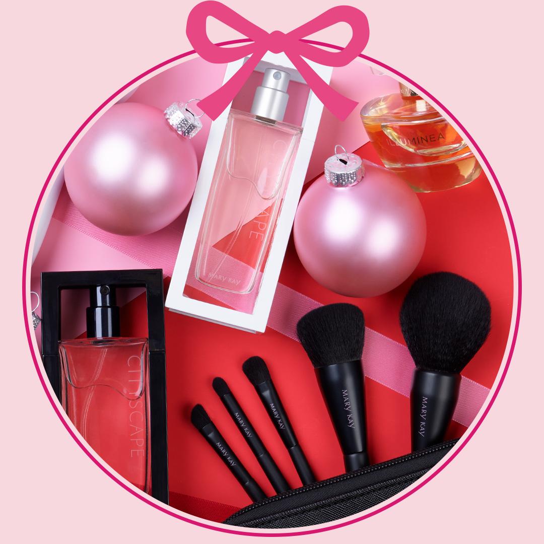 FYI: holiday gifting from Mary Kay doesn’t always have to be just makeup and skin care. 💄🙅‍♀️ Important beauty tools like brushes and fantastic-smelling fragrances can also make amazing gifts for the loved ones in your life. ❤️ 🎁#MKBrightenYourEveryday