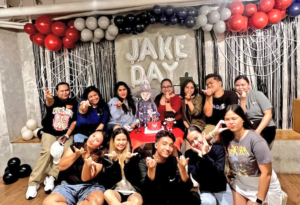 jongyang04's tweet photo. Always a memorable experience with @entroops 🫶🏼 Congrats sa Jake stans and thankyou sa madaming prizes!!! ☺️ Another successful cse witchu all. Thankyou sa lahat ng attendees na pumunta. Sana nag enjoy kayo takits po sa hoonki!! 🫣
#JAKEYTHESPIDEY https://t.co/CQI1DeSEq6