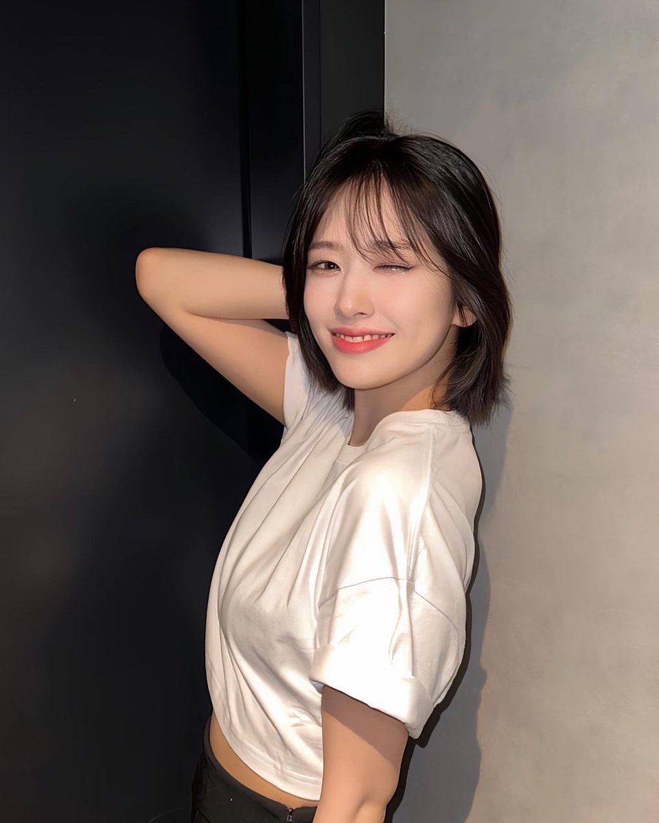 0xlkimchi's tweet photo. 411
#KPOP #Yujin #anyujin #ive_iam #IVE_FIRST_FULL_ALBUM #IVE #IVEトレカ交換 #DIVEさんと繋がりたい https://t.co/yGu5FYX2ca