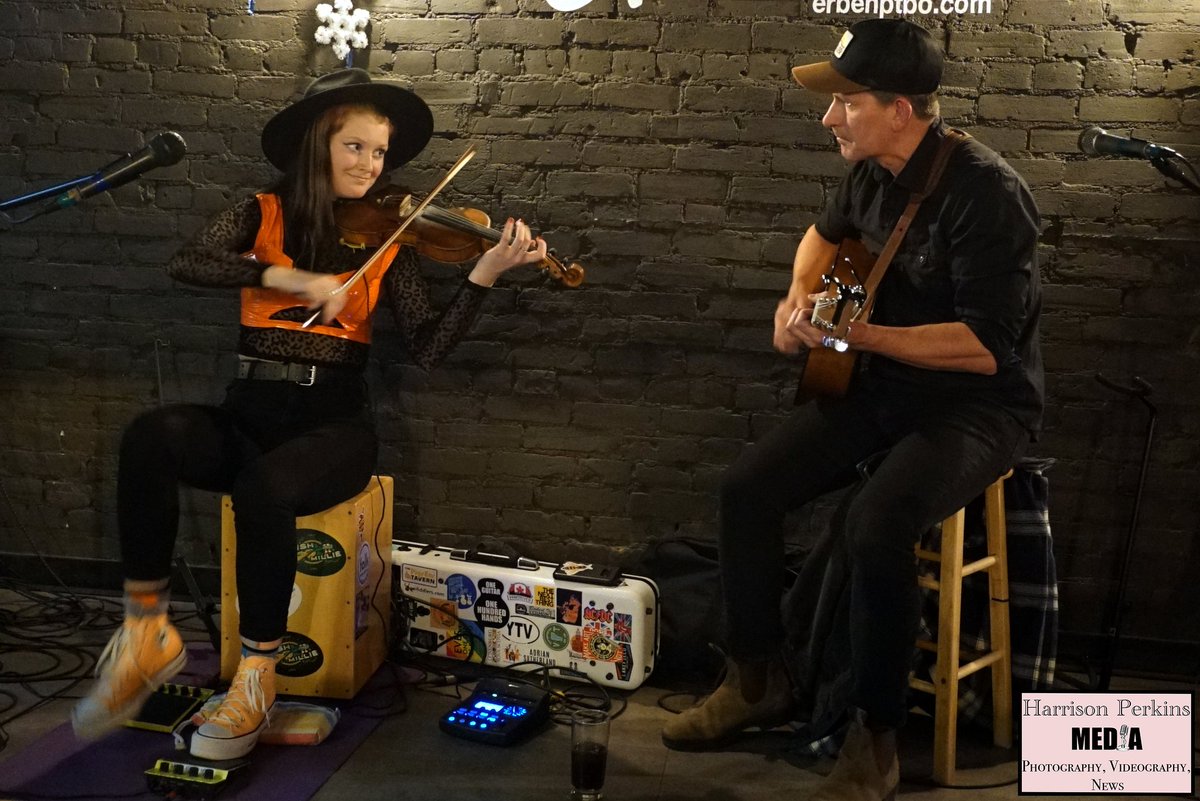 irish_millie's tweet photo. Thank you so much to everyone who came out to see Murray &amp; me this evening as we celebrated Erben 1 year anniversary downtown! There was certainly a lot of swagger &amp; shenanigans going on. Happy Birthday Erben! ❤️🎻 #fiddletunes #shareyourgifts #livemusic #livemusicans #localmusic https://t.co/fP76vJ6M7S