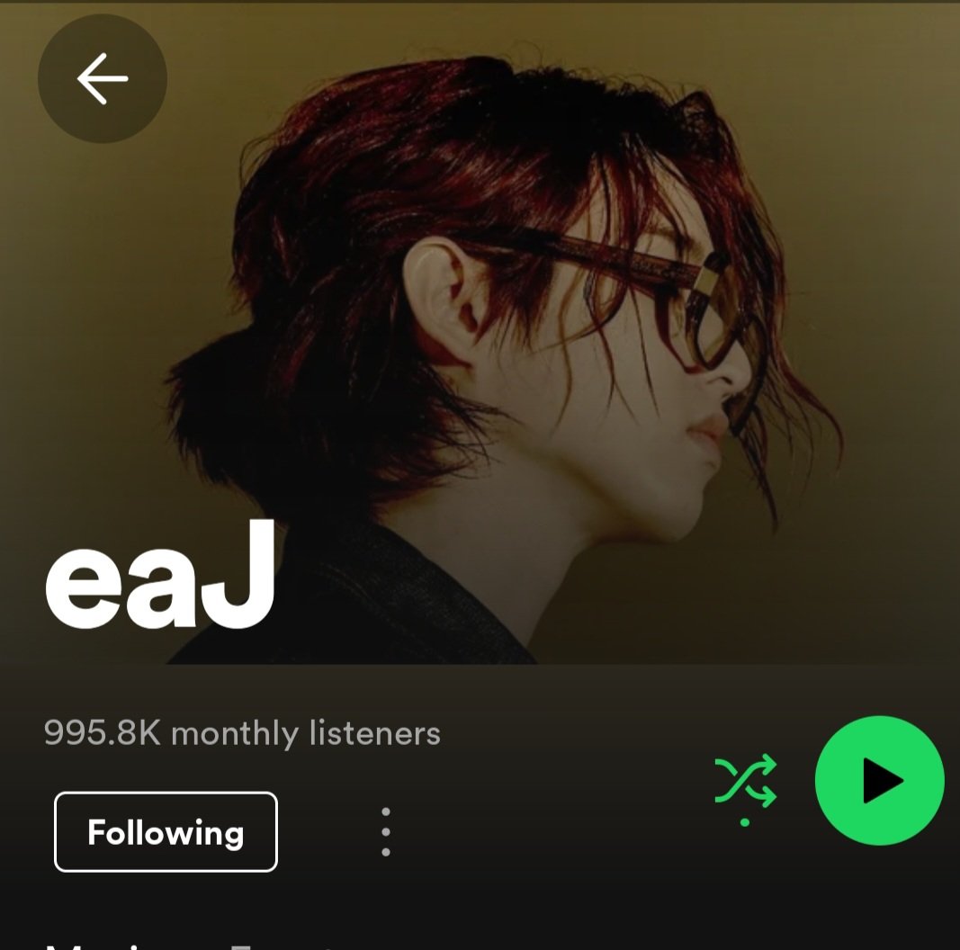 buffff12's tweet photo. We are so close, let's get @eaJPark to 1 mil monthly listeners before Jakarta! #eaJPark #EAJ #EAJinInsomniaTour #InInsomniaTour #InInsomnia https://t.co/TZUsrcMhAa