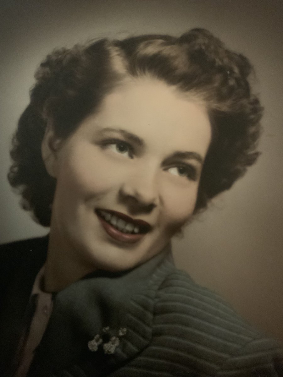 nakita1971's tweet image. Just found out my granny is in the ICU w a pulmonary embolism. She’s 93 and a lifelong democrat. Blue hearts please💙💙💙💙💙