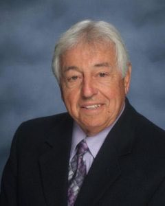 DeSmetJesuitHS's tweet image. Congratulations to Coach Vitello  who was inducted into the @MoSportsHall today - Coach Vitello spent 46 years reaching and coaching at De Smet Jesuit guiding young men to reach their potential on &amp;amp; off the field #ThankYou #Man4Others #HOF #Goat